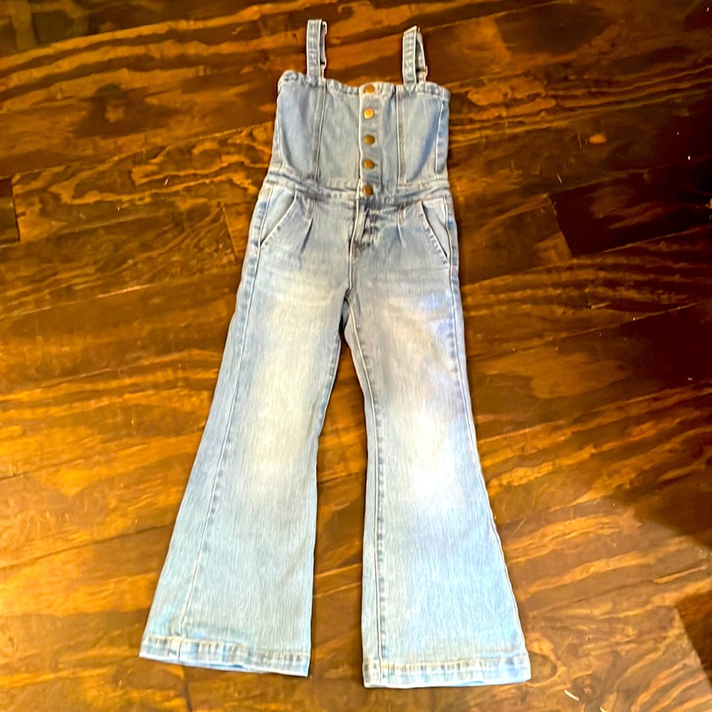 Girls size 7 Chelsea & Violet denim bib overalls